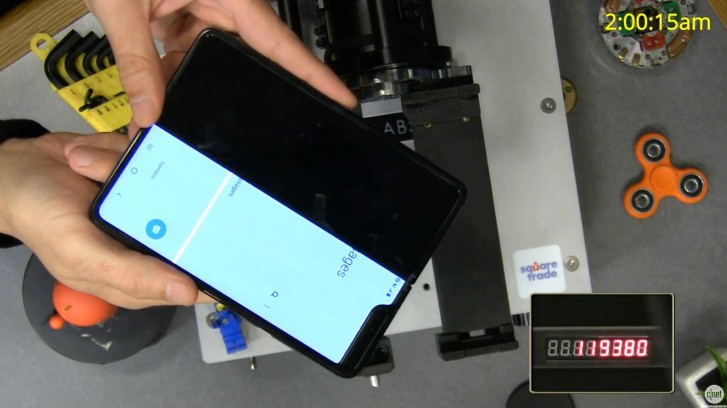 Automated-testing-shows-that-the-Samsung-Galaxy-Fold-fails-earlier-than-expected-2
